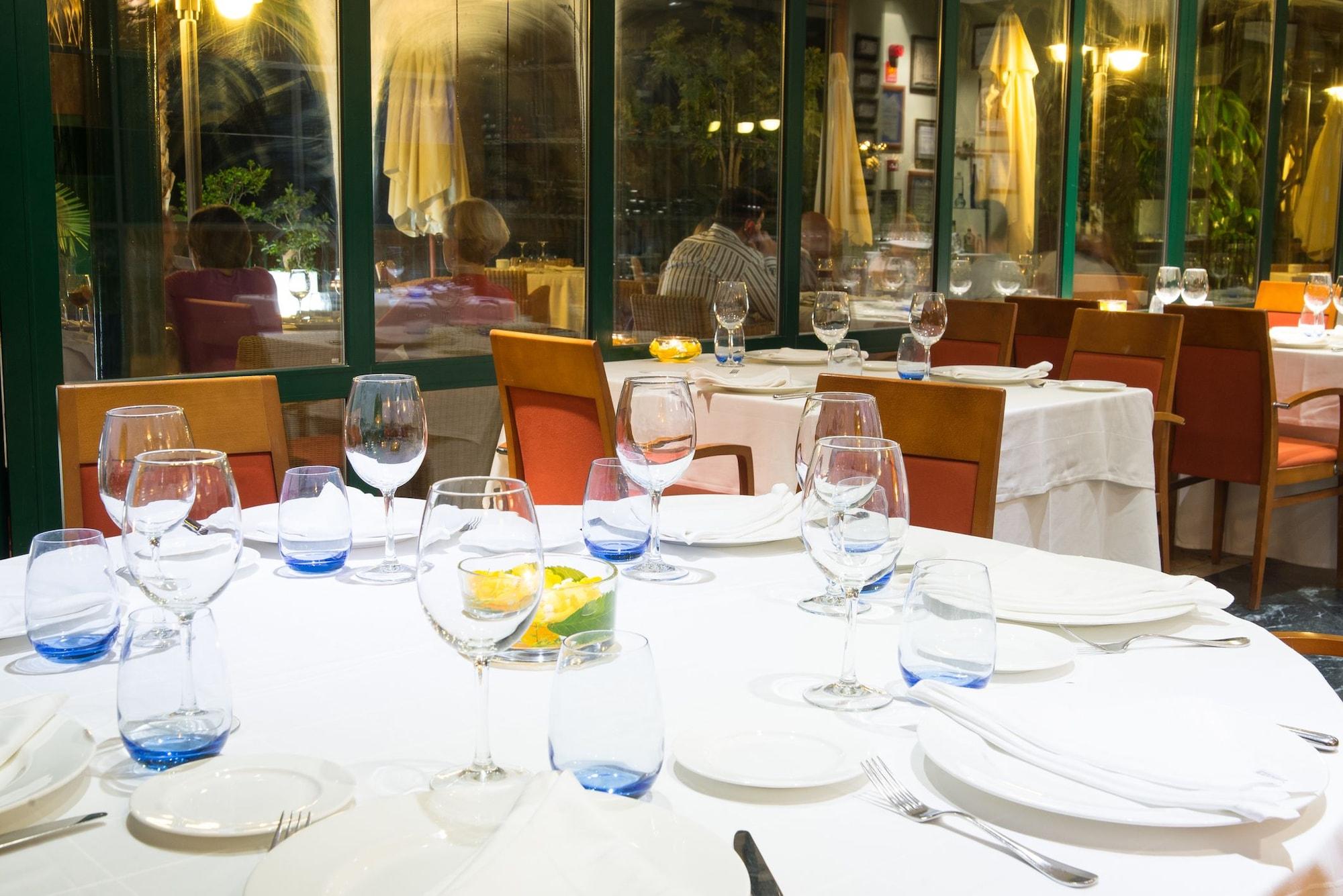 Hotel Mr Les Rotes Denia Bagian luar foto