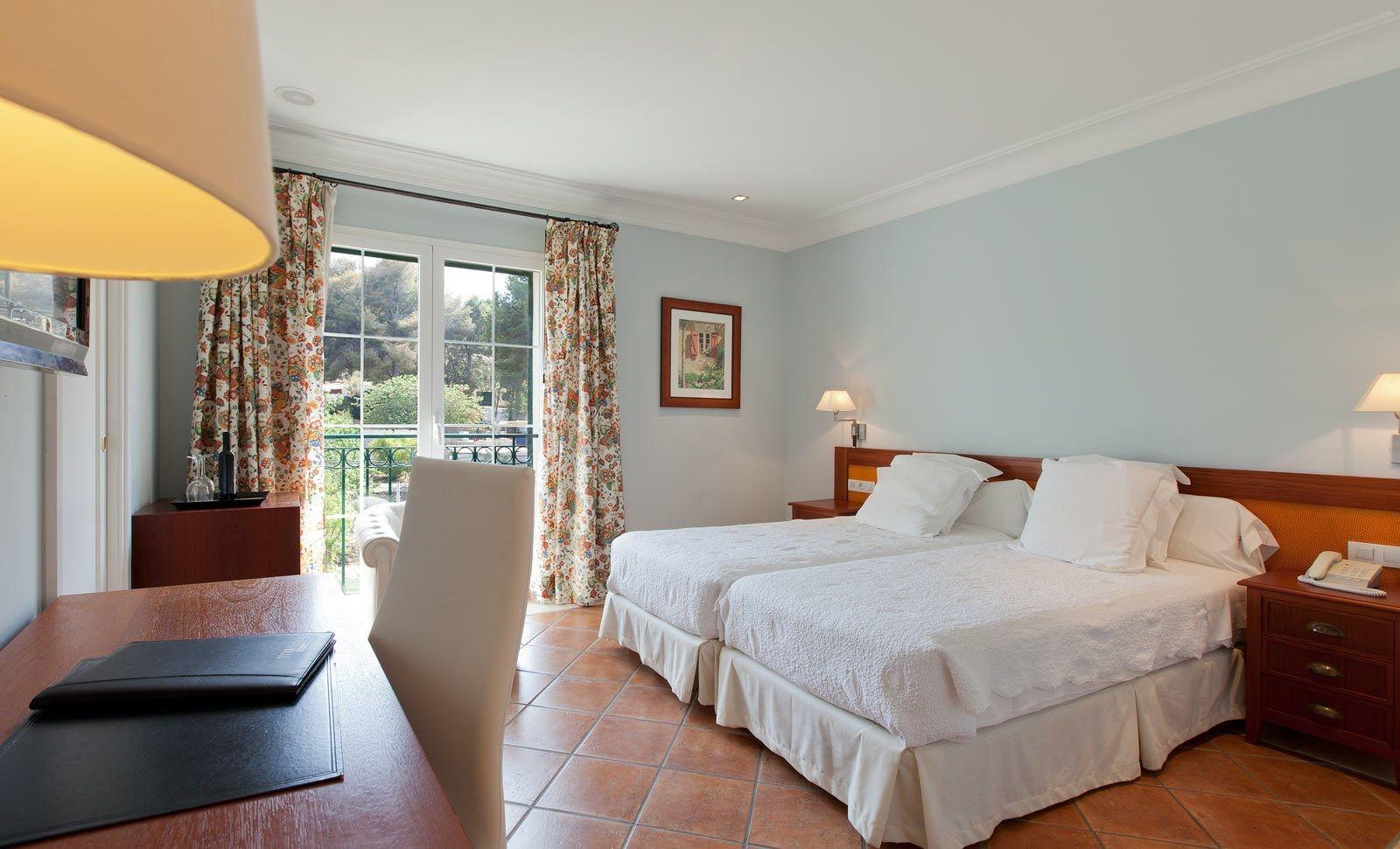 Hotel Mr Les Rotes Denia Bagian luar foto