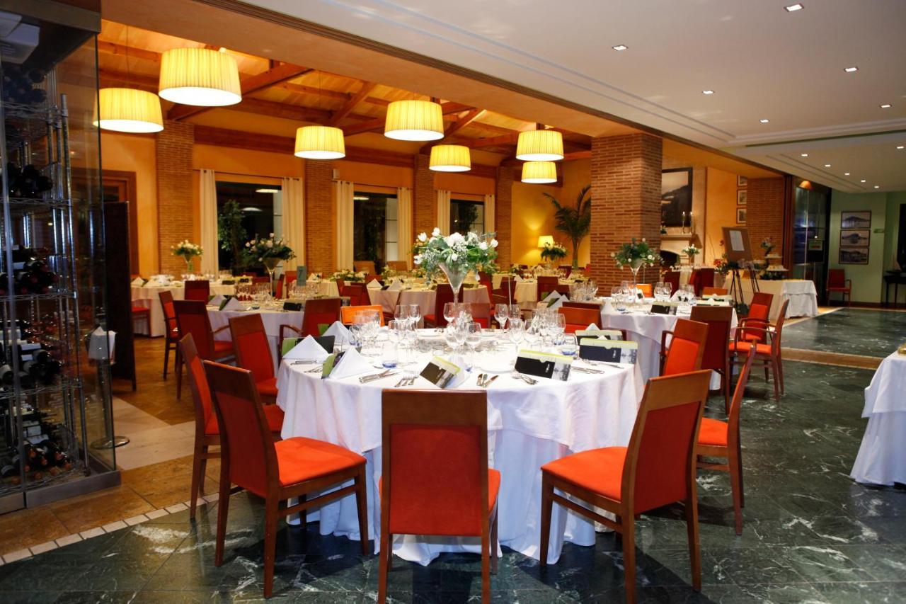 Hotel Mr Les Rotes Denia Bagian luar foto