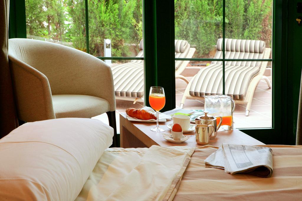 Hotel Mr Les Rotes Denia Bagian luar foto