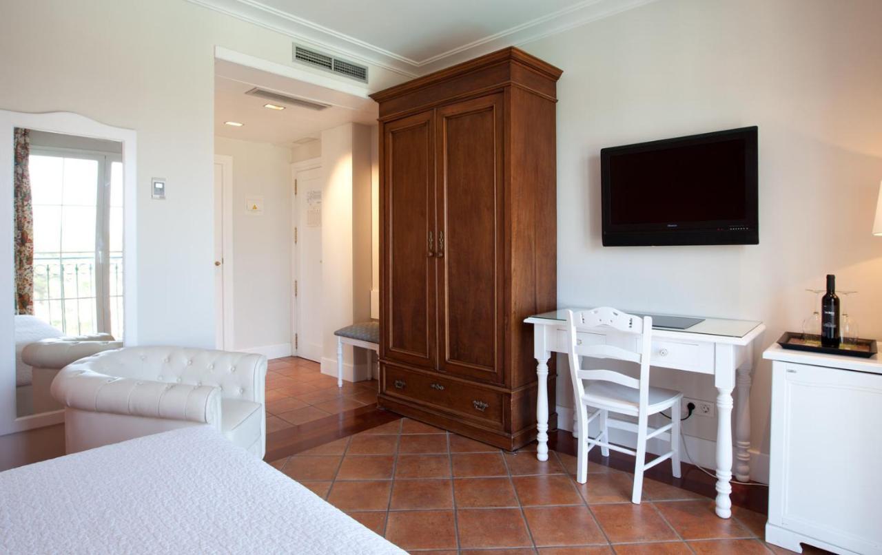 Hotel Mr Les Rotes Denia Bagian luar foto